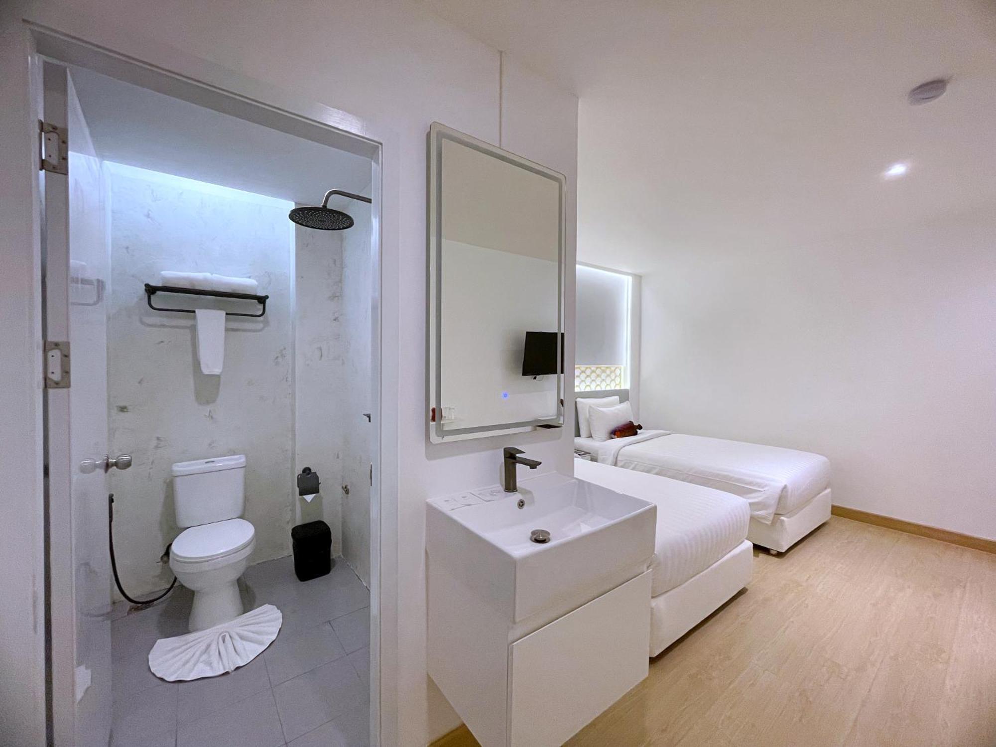 Aparthotel Arawana Express Sukhumvit 22 Bangkok Exterior foto
